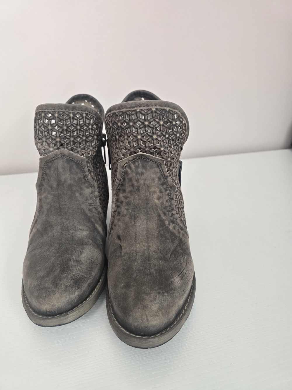 Circle G Distressed Grey Suede Ankle Booties with Textured Collar